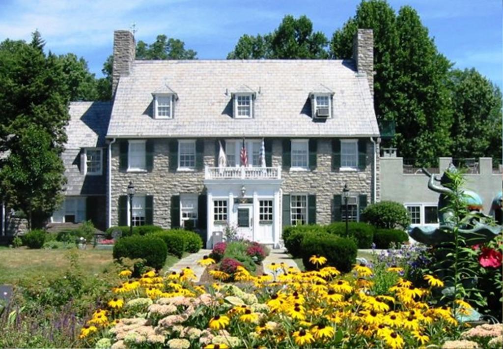 Bavarian Inn شبردزتاون المظهر الخارجي الصورة