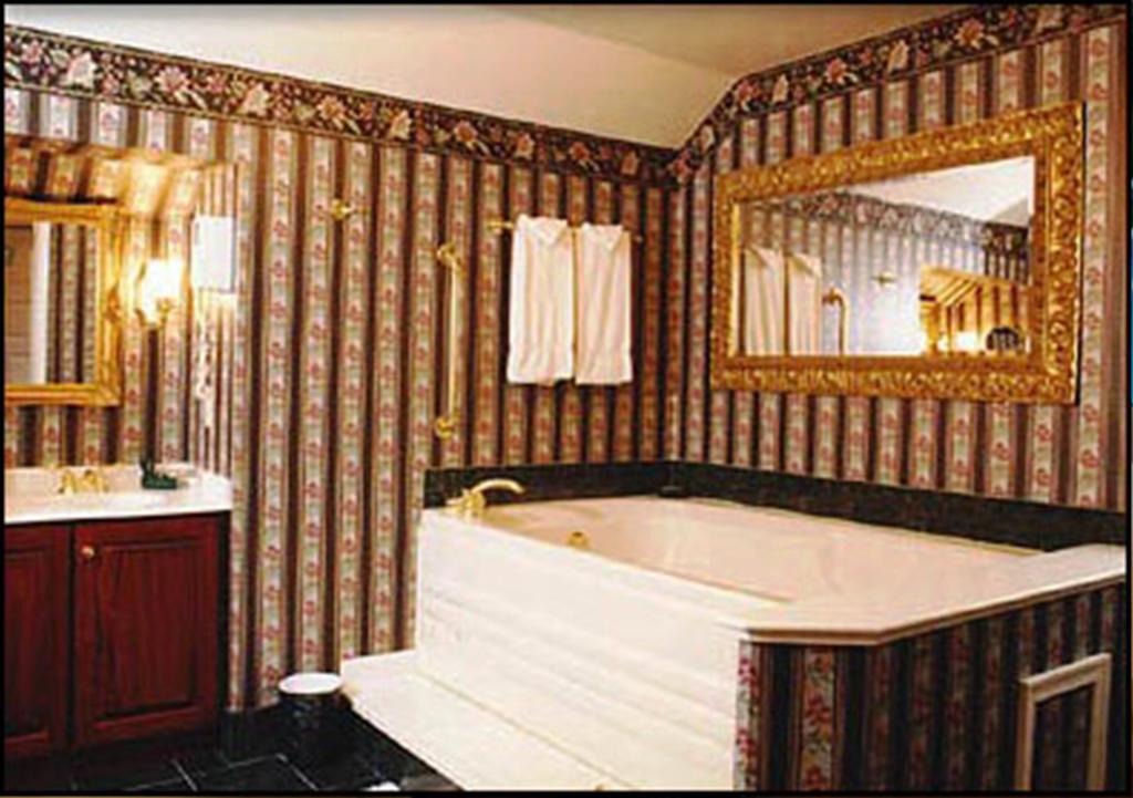 Bavarian Inn شبردزتاون المظهر الخارجي الصورة