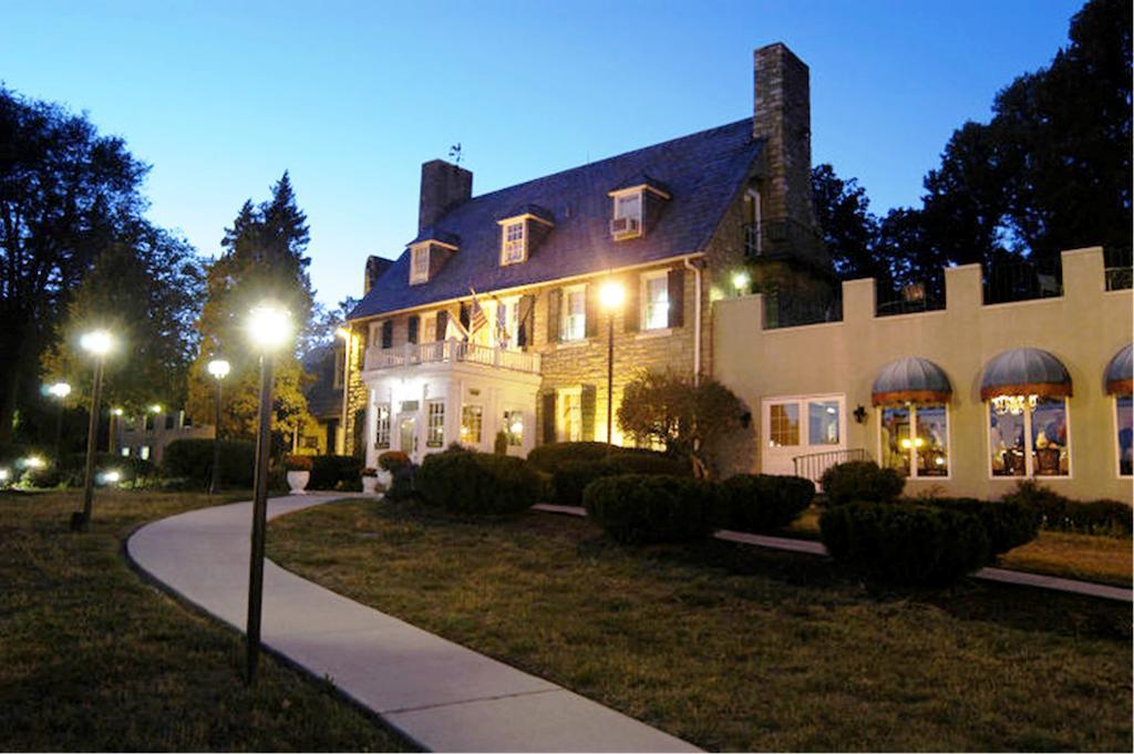 Bavarian Inn شبردزتاون المظهر الخارجي الصورة
