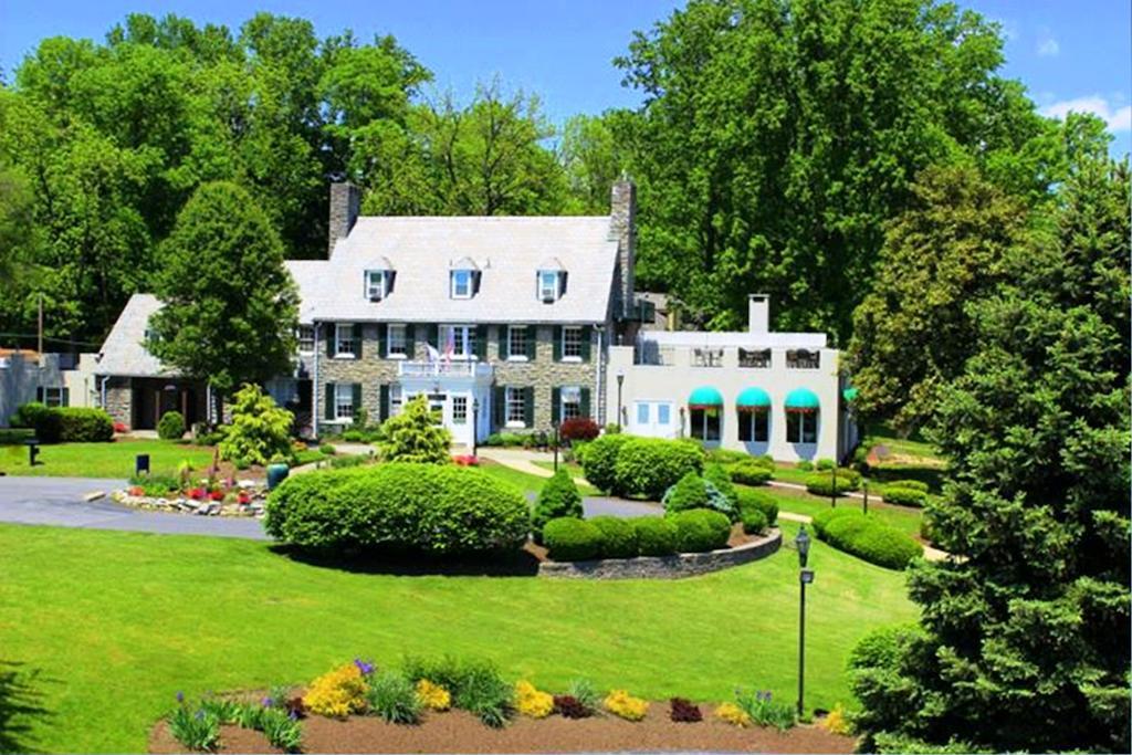 Bavarian Inn شبردزتاون المظهر الخارجي الصورة
